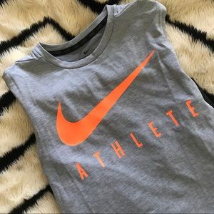 Boys Nike tee NWT